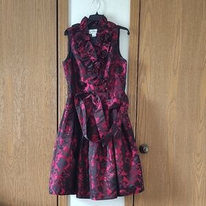 Elegant Floral Sleeveless Dress